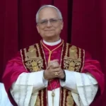 Le pape Léon XIV au balcon de la basilique Saint-Pierre lors de son élection